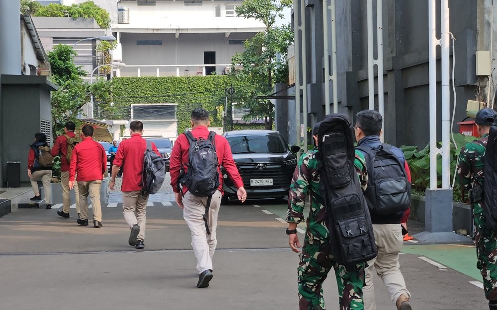 Penyidik Kejagung Geledah Ruang Pimpinan di Kantor BGN