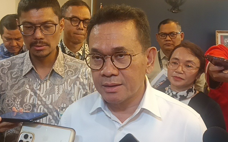 Kemendag terus mendorong agar program MBG menyerap hasil perternakan lokal seperti telur dan daging ayam. (Foto: iNews Media/Rohman Wibowo)