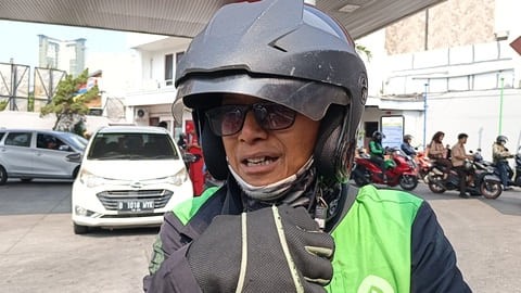 Harga Pertamax Naik Jadi Rp16.250, Diver Ojol Keluhkan Biaya Operasional Makin Mahal. (Foto: MNC Media)