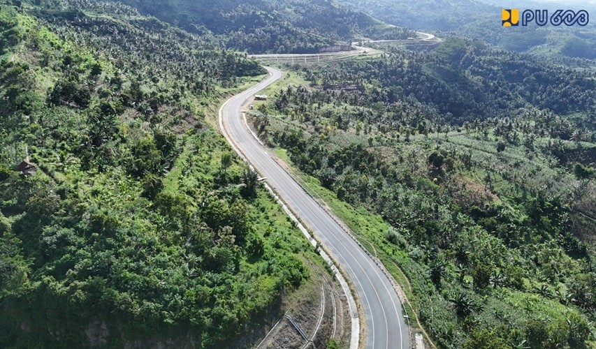 Kementerian Pekerjaan Umum (PU) menyelesaikan seluruh ruas Jalur Pantai Selatan (Pansela) di Kabupaten Tulungagung sepanjang 51,56 km. (Foto: Dok. PU)
