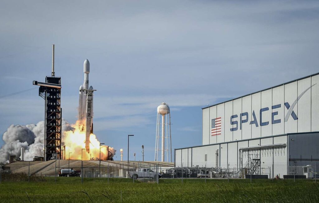 Investor Jepang Berebut Saham IPO SpaceX, Permintaan Tembus 1 Triliun Yen. (Foto: Ilustrasi)