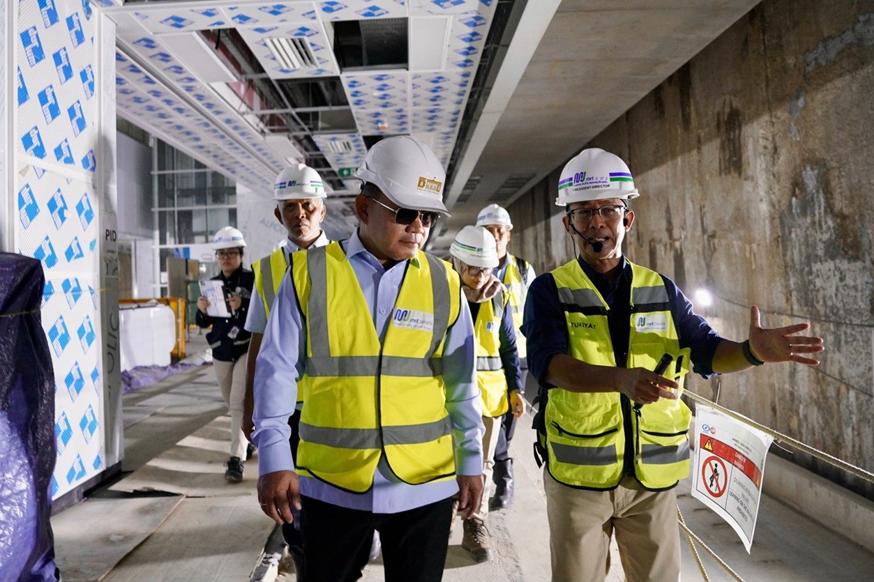 KSP Dudung Cek Progres Pembangunan MRT Jakarta Fase 2A, Pastikan Siap Beroperasi 2027. (Foto Istimewa)