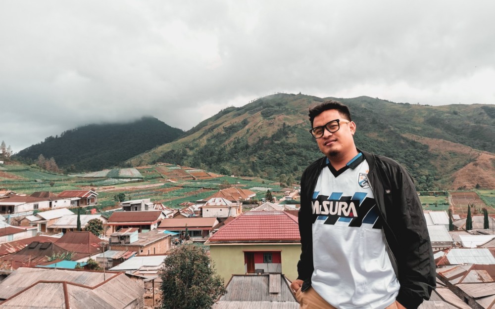YouTube dan Perkembangan Media di Era Digital: Dari Platform Hiburan Jadi Sumber Pendapatan Baru