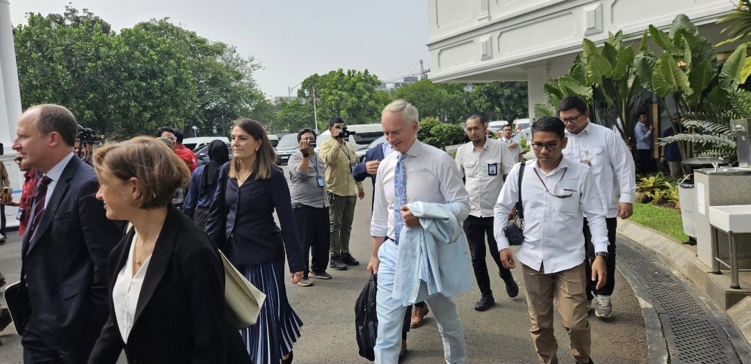 Prabowo Bertemu Profesor Imperial College London di Istana, Perdalam Kemitraan Inggris-Indonesia (FOTO:Dok BPMI Setpres)