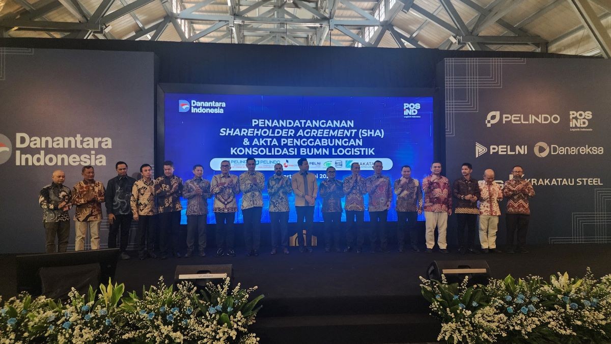Tujuh BUMN Logistrik Resmi Merger, Targetkan Penurunan Biaya Pengiriman. (Foto: Iqbal Dwi Purnama/iNews Media Group))