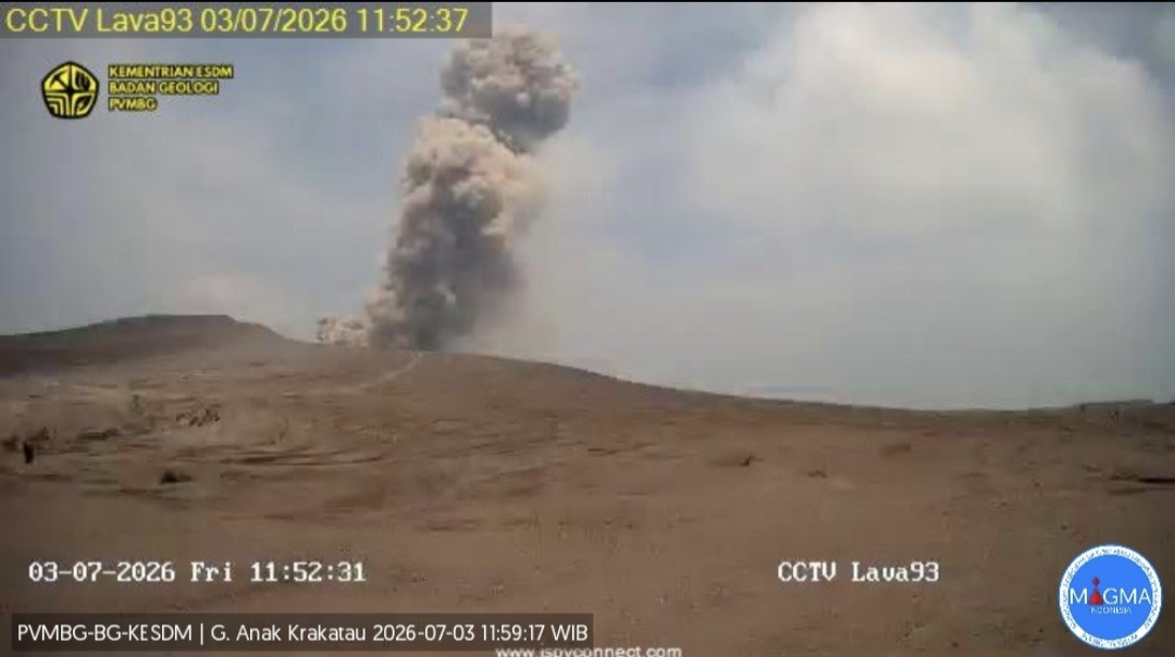 Gunung Anak Krakatau Naik Level Siaga, Masyarakat Dilarang Mendekat Radius 3 Km (FOTO:Dok Ist)