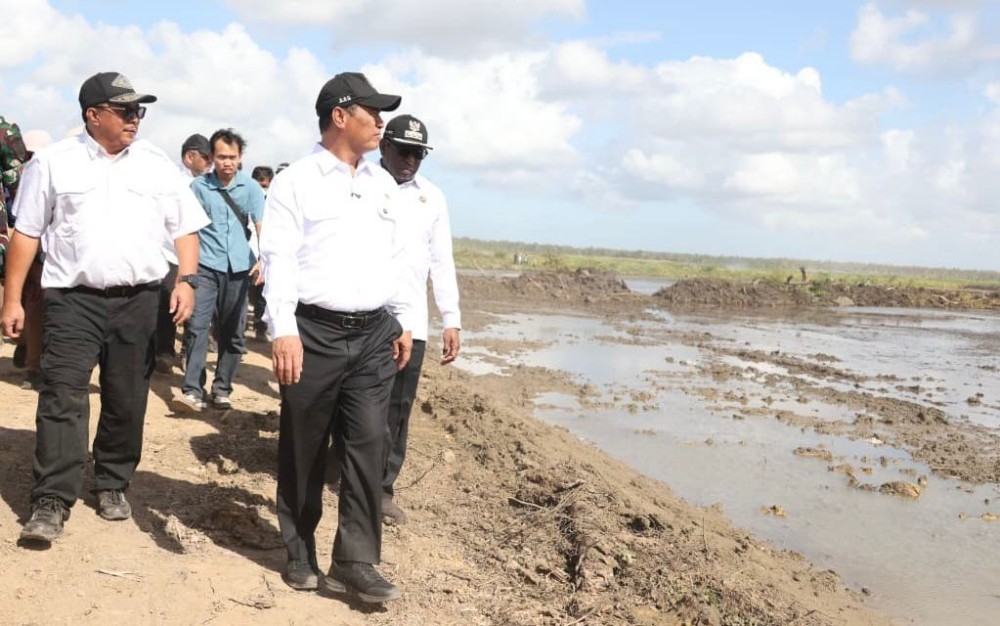 Pimpin Cetak 137 Ribu Hektare Sawah dan Oplah di Papua, Mentan Amran Tegaskan Semua Milik Rakyat