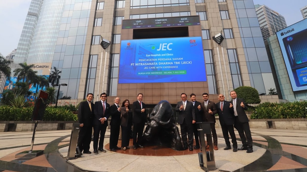 Pengelola RS Mata JEC (JECX) Resmi Listing, Pemegang Saham Pengendali Lock Up Setahun. (Foto iNews Media Group)