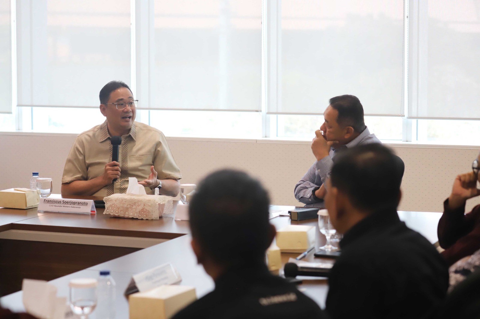 Hyundai Kunjungi Kantor iNews Media Group, Perkuat Sinergi dan Jajaki Peluang Kolaborasi Strategis. (Foto Arif Julianto/IMG)
