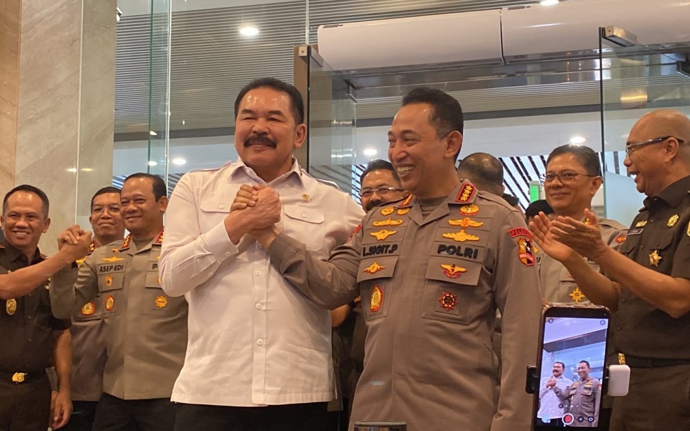 Salam Komando dengan Kapolri, Jaksa Agung: Jangan Berpikir Kami Ini Rival