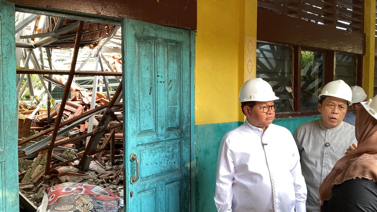 Pramono Bentuk Tim Investigasi dan Inventarisasi Awasi Pembangunan Sekolah Rusak. (Foto Danandaya Arya Putra/IMG)