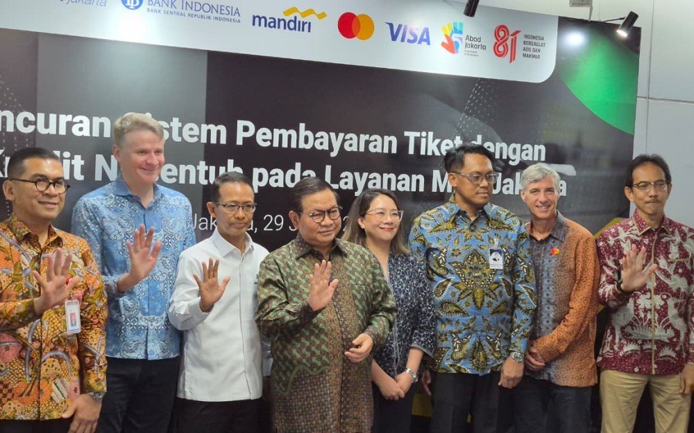 Gubernur DKI Hubungi Menteri Bahlil, Bahas Rencana TransJakarta Gunakan Bahan Bakar Hidrogen  (Danandaya Arya Putra/iNews Media Group)
