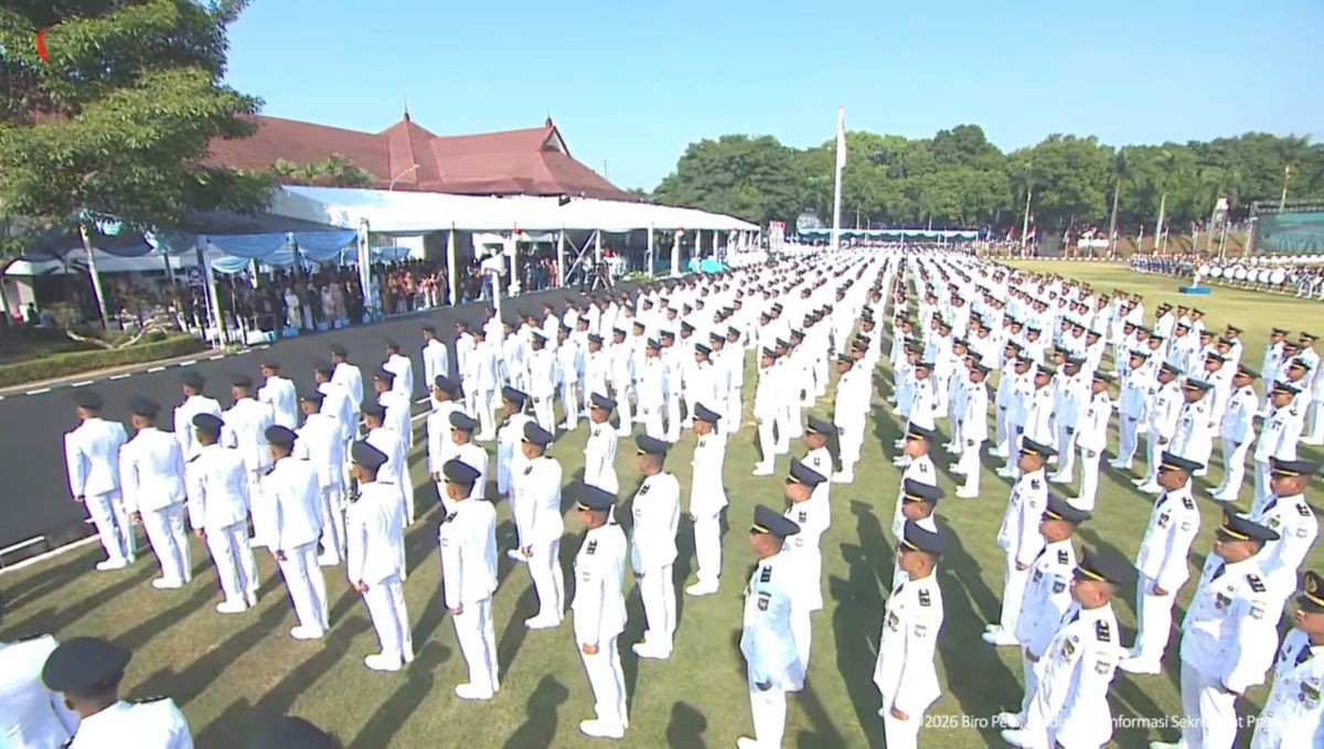 Prabowo Ingatkan Lulusan IPDN Mengabdi ke Masyarakat, Harus Hadir Saat Rakyat Susah. (Foto: Youtube Sekretariat Presiden)