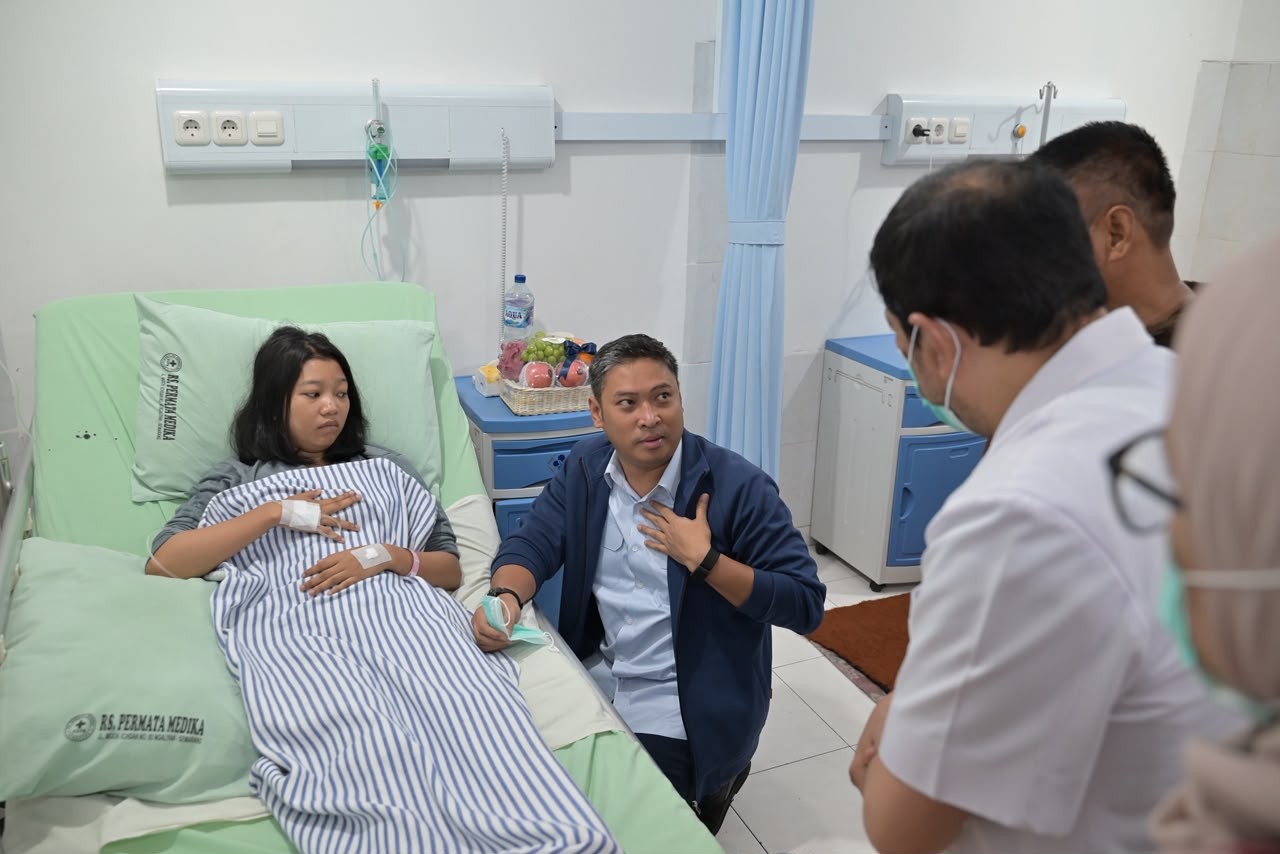 Usai Jenguk Korban, Kepala BGN Siap Tindak Tegas Dapur MBG di Semarang. (Foto: BGN)