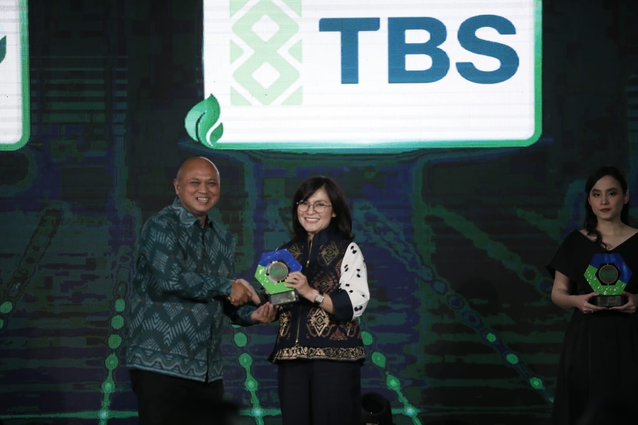 Jadi Pelopor Transisi Dari Batu Bara ke Infrastruktur Hijau, TBS Raih Penghargaan ESG 2026. (Foto: IDX Channel)