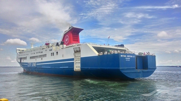 Insiden Kapal Terbakar, Komisi V DPR Minta Kemenhub Evaluasi Standar Pengawasan Pelayaran. (Foto: Vessel Finder)