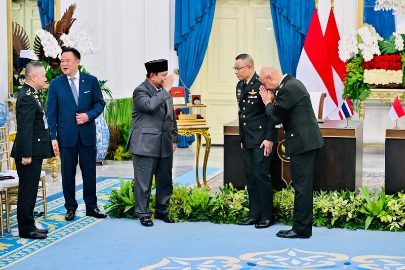Prabowo Terima Baret Merah Tanda Kehormatan Militer dari Royal Thai Army. (Foto: Sekretariat Kepresidenan)
