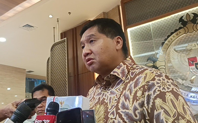 Kementerian PKP tengah berupaya mencari titik tengah atas persoalan proyek mangkrak LRT City yang telah merugikan konsumen. (Foto: iNews Media/Rohman Wibowo)