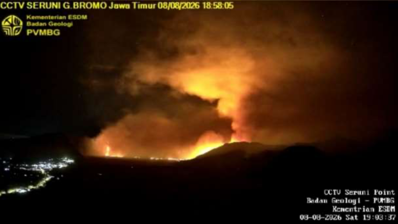 Kebakaran Belum Padam, Kawasan Gunung Bromo Masih Level II Waspada. (Foto: Badan Geologi)