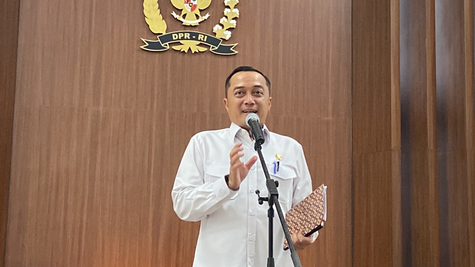 Perpres Ojol Diharapkan Terbit Sebelum 17 Agustus, Mensesneg: Kita Finalisasi. (Foto: Achmad Al Fiqri/iNews Media Group)