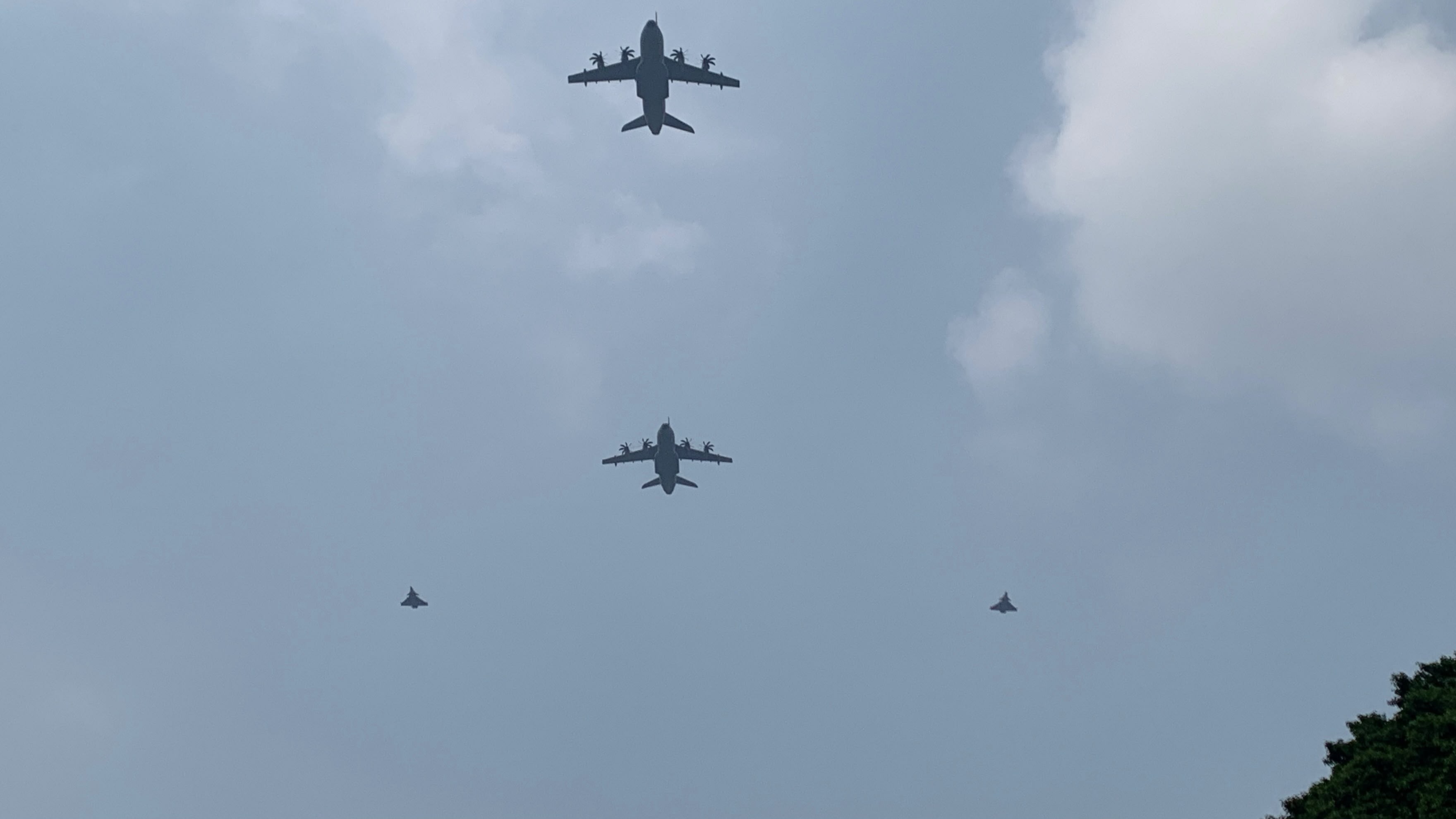 Gladi Kotor HUT Ke-81 RI, Jet Tempur Unjuk Gigi di Langit Jakarta (FOTO:Dok Ist)