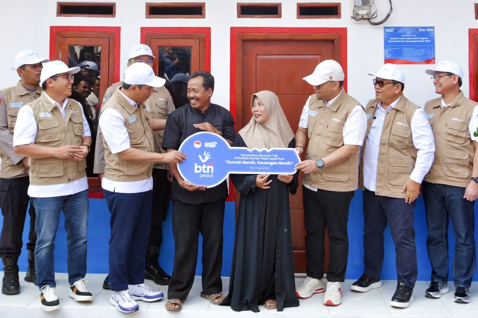 BTN (BBTN) Perbaiki 20 Rumah Tak Layak Huni Bagi Keluarga Prasejahtera (FOTO:Dok BTN)