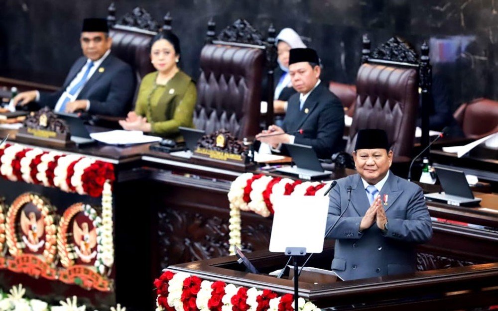 Minta Kementerian Rayakan Ulang Tahun dengan Sederhana, Prabowo: Cukup Potong Tumpeng