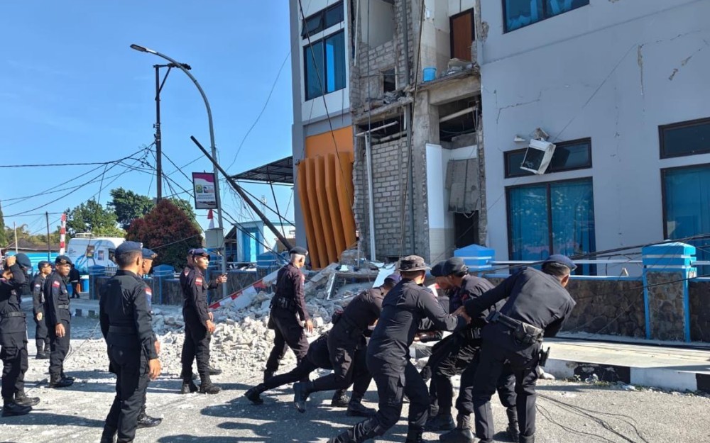 Korban Gempa Bumi M7.7 NTT: 38 Orang Meninggal, Ribuan Warga Mengungsi