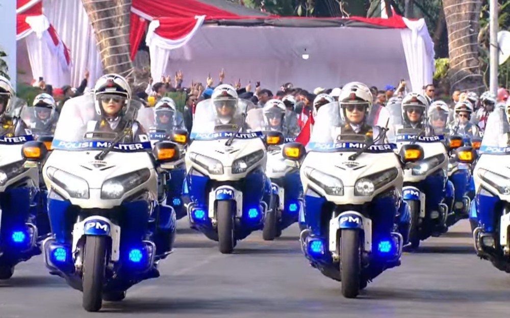 45 Motor Listrik Kawal Kirab Bendera Pusaka Purna Paskibraka Upacara HUT ke-81 RI