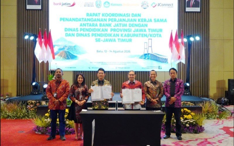 PT Bank Pembangunan Daerah Jawa Timur Tbk atau Bank Jatim (BJTM) memperkuat kerja sama dengan Dinas Pendidikan se-Jawa Timur. (Foto: Ist)