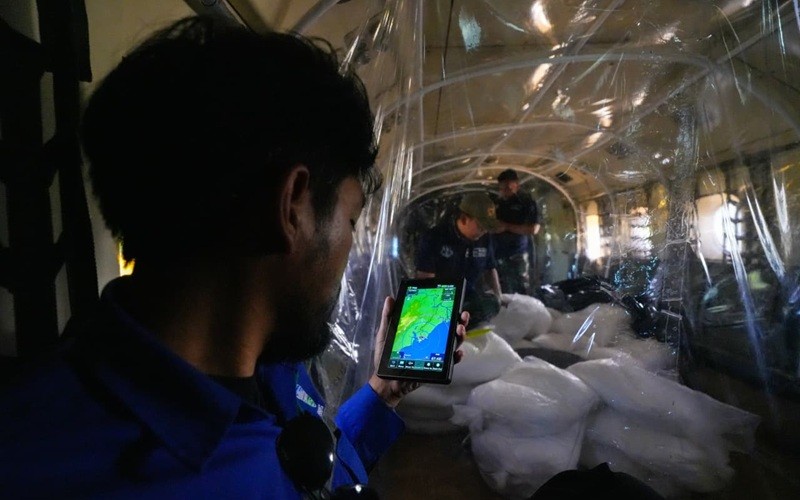 Pemerintah melakukan Operasi Modifikasi Cuaca (OMC) di Kalimantan Timur dengan menyemai 4 ton garam di atas awan. (Foto: Dok. OIKN)