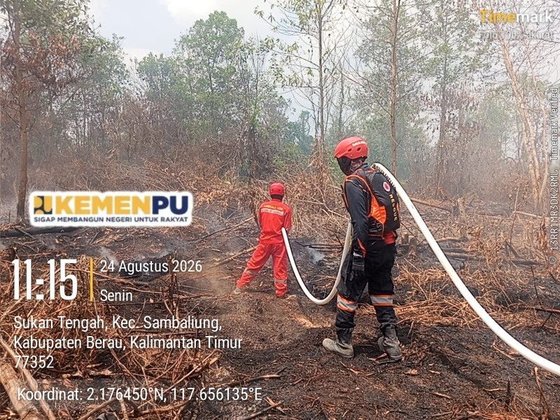 Kementerian PU Kerahkan 2.000 Liter Air untuk Penanganan Karhutla di Muaro Jambi. (Foto: KemenPU)