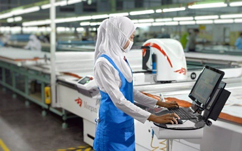PT Eratex Djaja Tbk (ERTX) menerima fasilitas kredit tambahan dari PT Bank Danamon Tbk (BDMN) senilai USD5 juta atau setara dengan Rp87,5 miliar. (Foto: Ist)