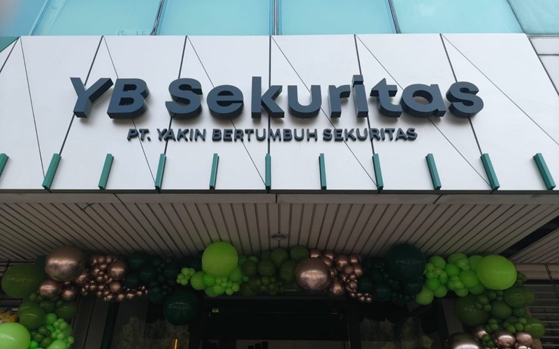 PT Yakin Bertumbuh Sekuritas (YB Sekuritas) membuka Educational Hub (E-Hub) Puri Indah yang berlokasi di Jakarta Barat. (Foto: iNews Media/Rahmat Fiansyah)