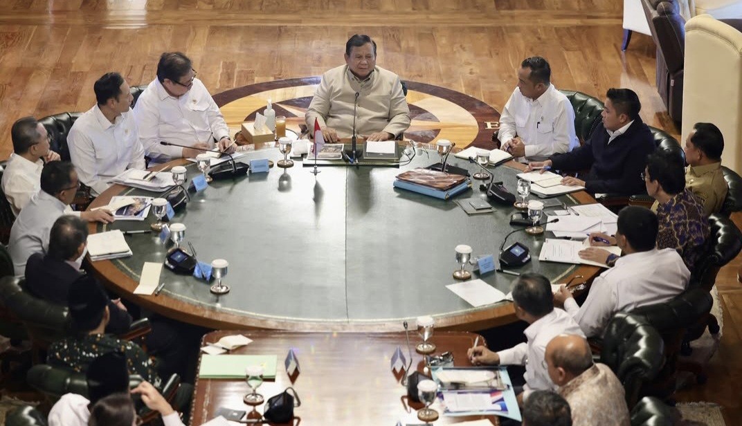 Prabowo Gelar Ratas Bersama Sejumlah Menteri Kabinet Merah Putih di Hambalang (FOTO: Dok Ist)