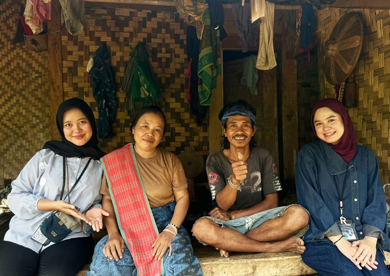 Tembus Hutan Rimba Kanekes, PNM Buktikan Pemberdayaan Sampai ke Tanah Baduy. (Foto: Doc PNM)