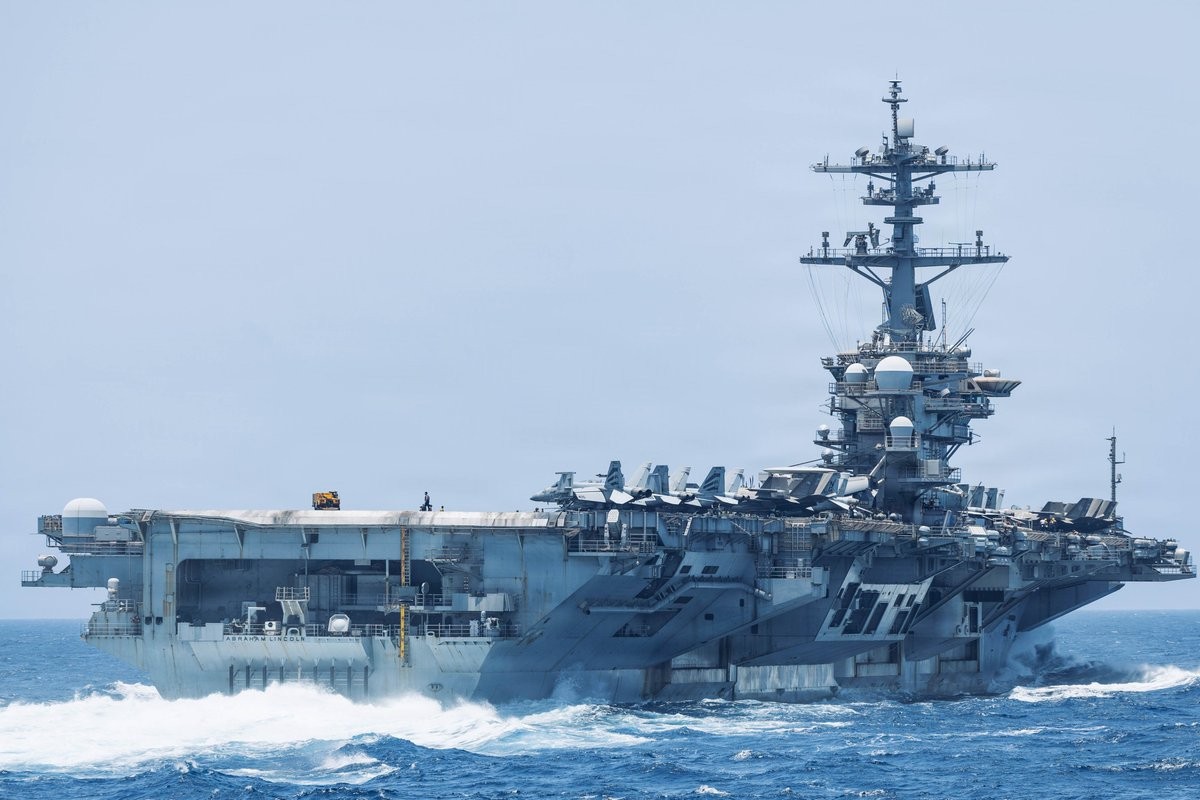 Kru Kapal Induk AS Liburan di Thailand usai Berbulan-bulan Perang Lawan Iran. (Foto: Centcom)