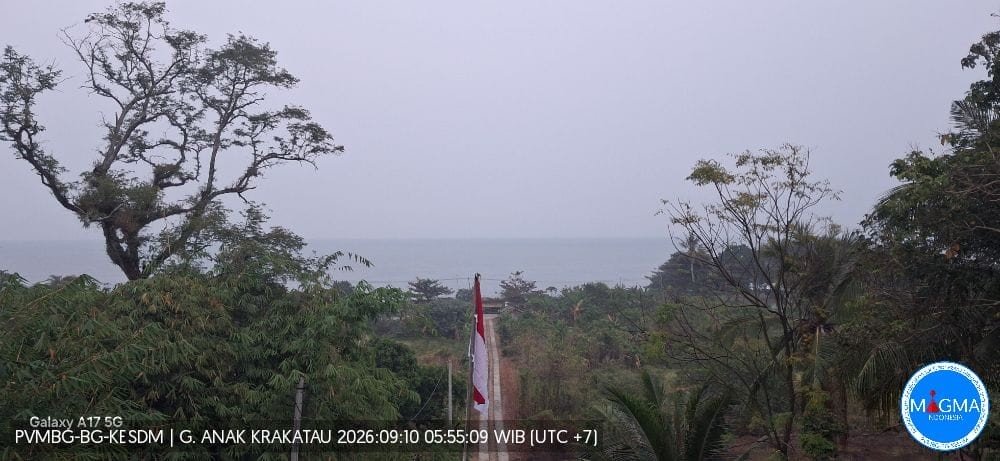 Gunung Anak Krakatau Masih Siaga Hari Ini, Masyarakat Diminta Tak Dekati Radius 3 Km (FOTO:Dok Ist)
