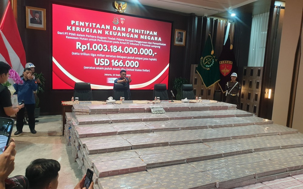 Kejagung Pamer Tumpukan Uang Rp1 Triliun di Kasus Dugaan Korupsi Pemanfaatan Kawasan Hutan Inhutani
