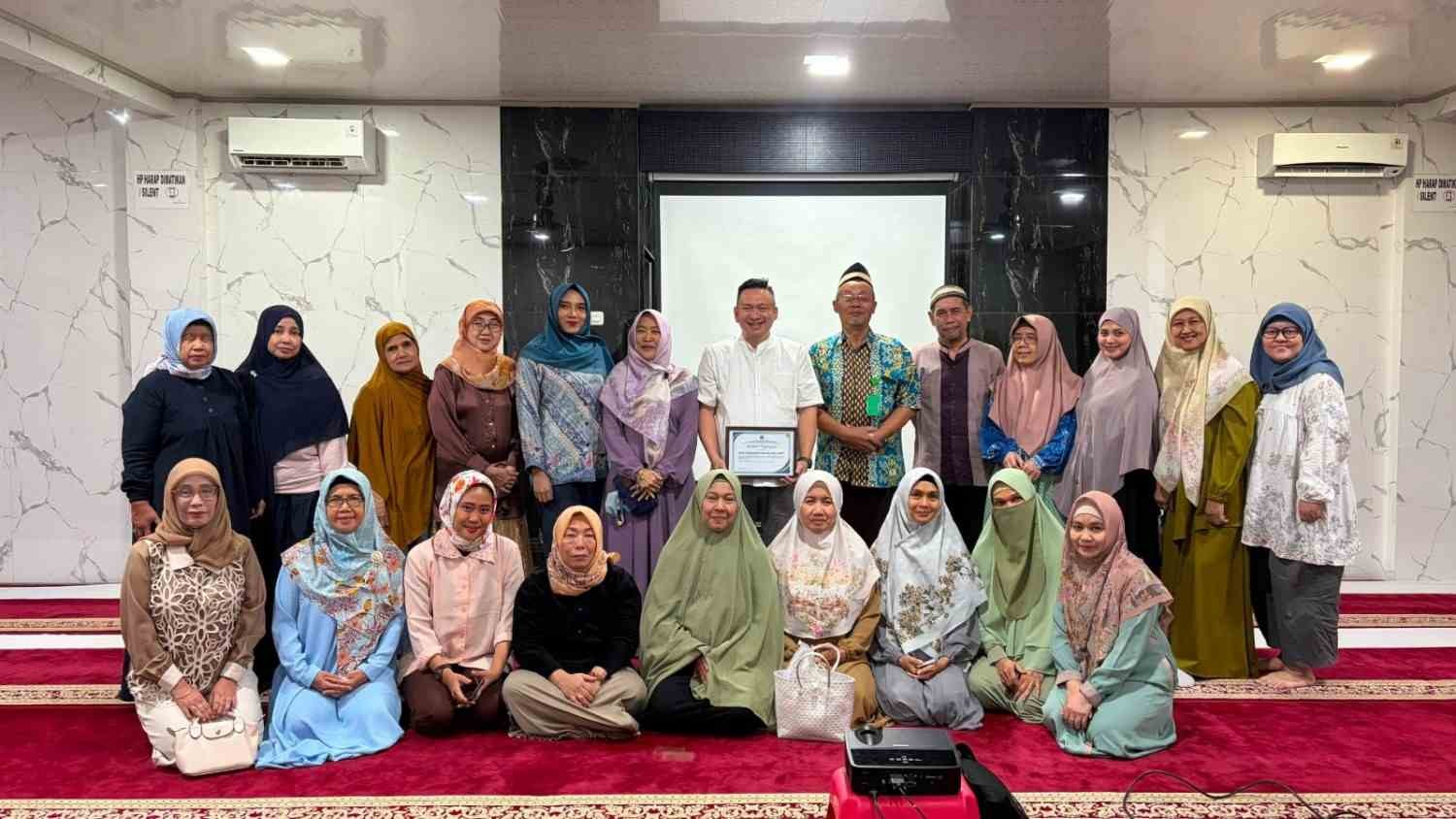 Edukasi Investasi, MNC Sekuritas dan GI BEI UNIS Tangerang Sambangi Komunitas Ibu Rumah Tangga. (Foto: Ilustrasi)