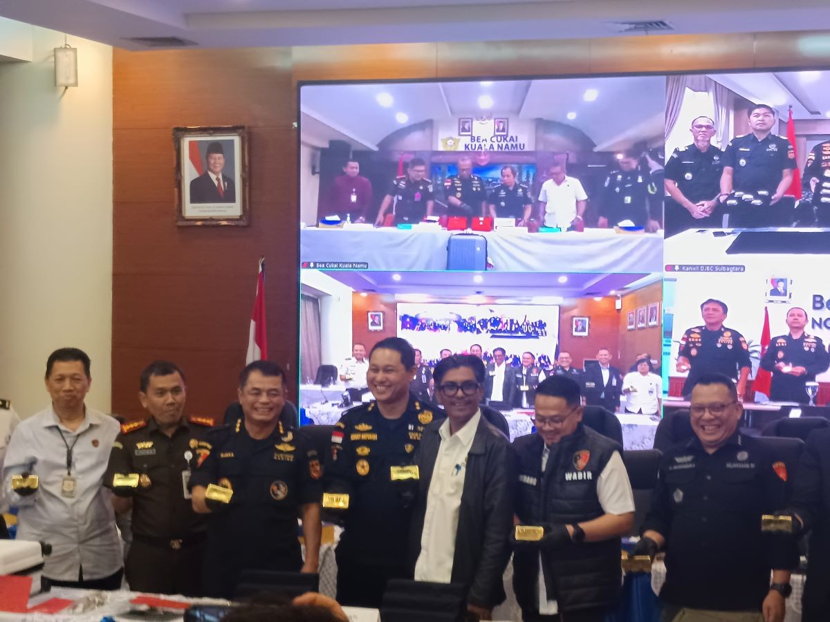 Bea Cukai Gagalkan Penyelundupan 330 Kg Emas yang Libatkan Jaringan WNA. (Foto: iNews Media Group)
