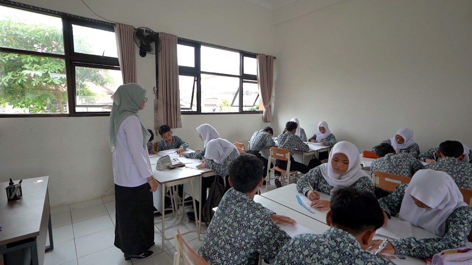Lebih 44 Ribu Anak dari Keluarga Miskin Kembali Dapatkan Akses Sekolah Gratis. (Foto Istimewa)