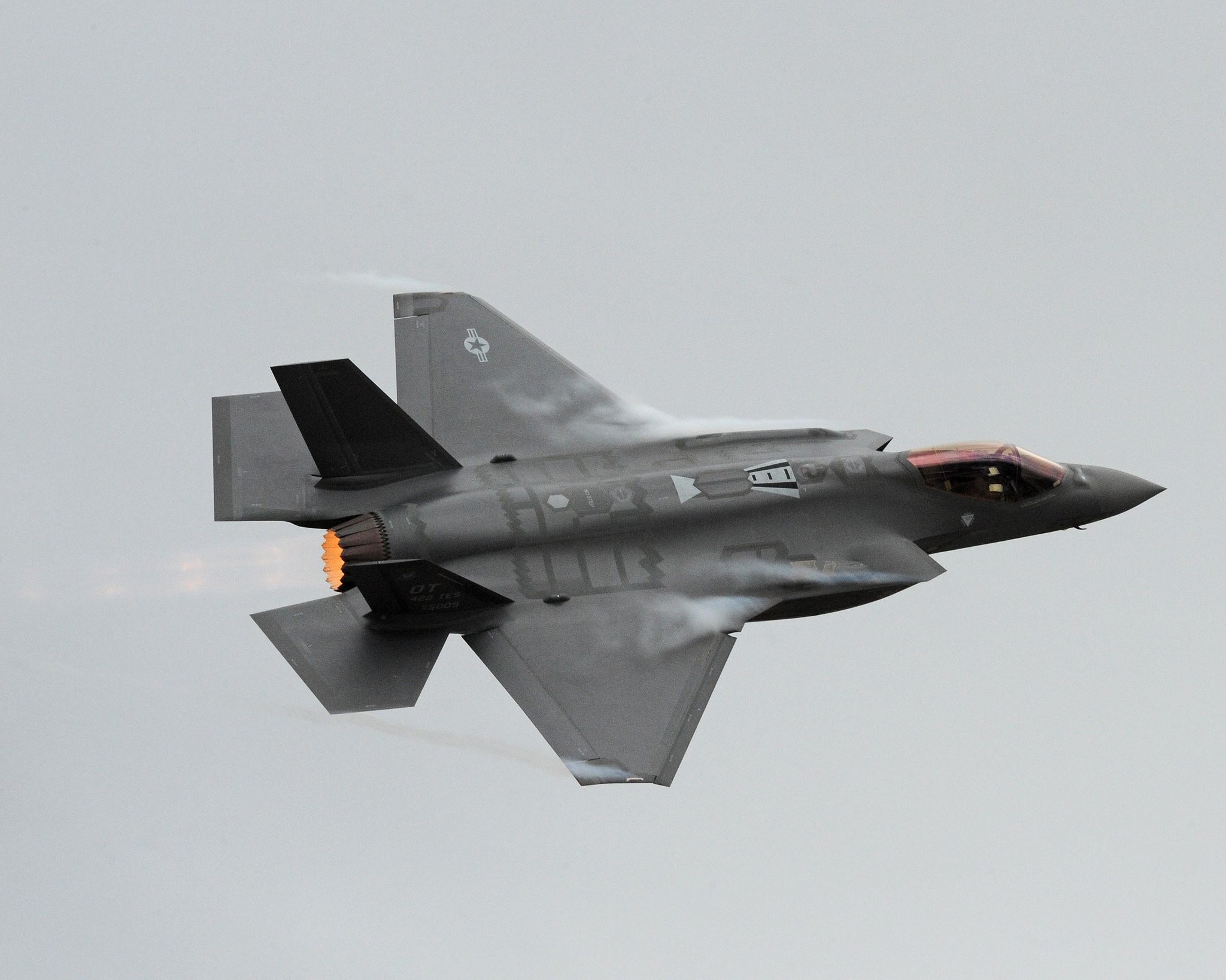 Timteng Membara, AS Setuju Jual 48 Jet Tempur F-35 Senilai Rp430 Triliun ke Arab Saudi. (Foto:X/@deptofwar)