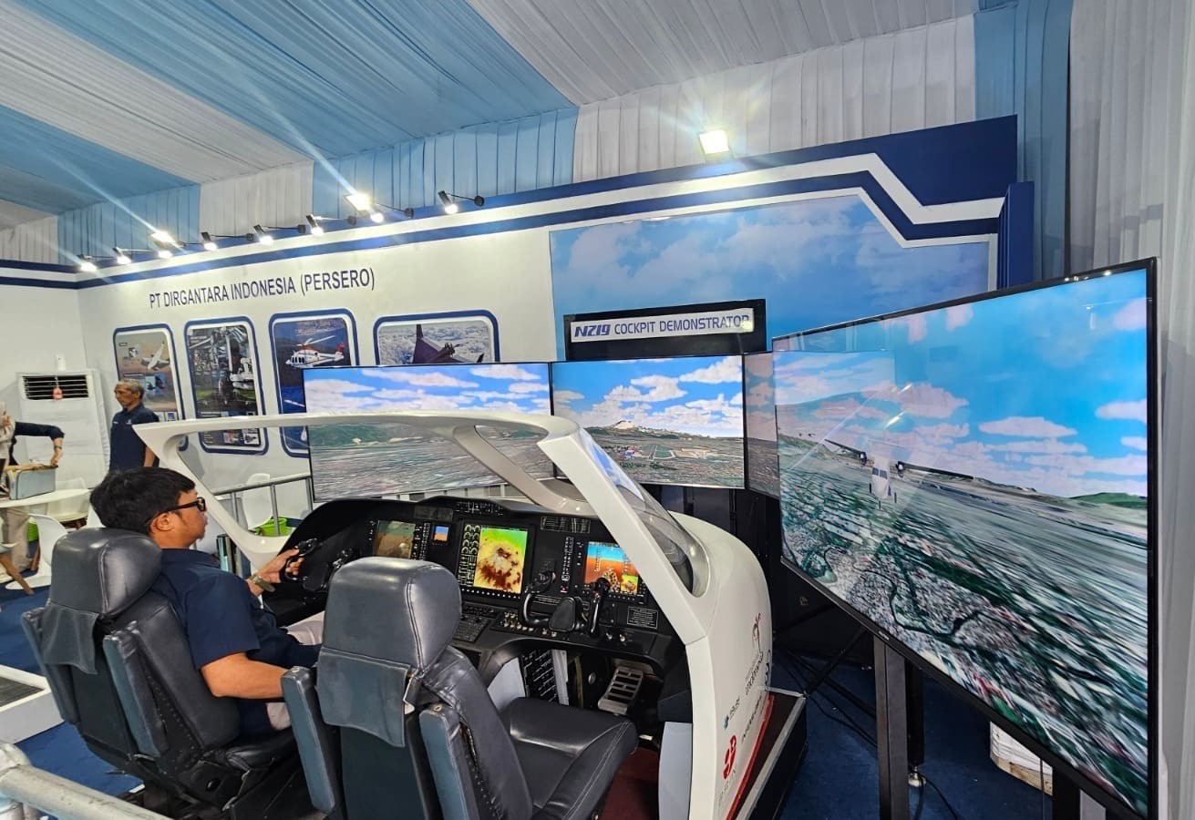 TNI Fair 2026, Pengunjung Bisa Coba Terbangkan Pesawat N219 Layaknya Pilot. (Foto: MNC Media)