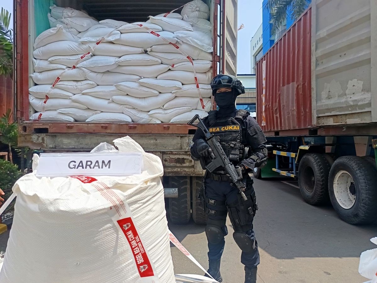 Suahasil Sebut Penyelundupan Beras dan Garam Ilegal Nodai Capaian Swasembada Pangan. (Foto: Rohman Wibowo/iNews Media Group)