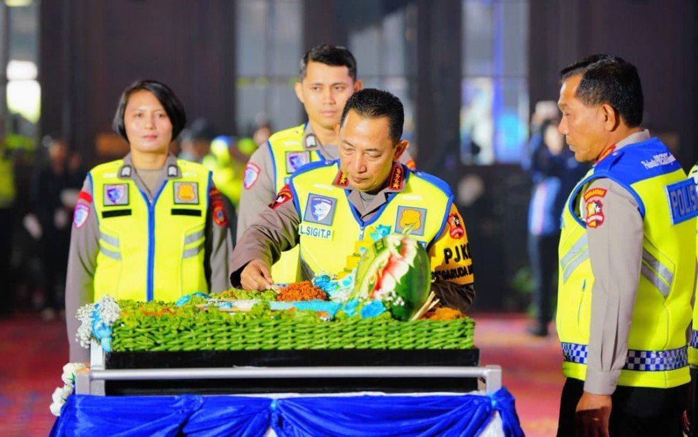 Kapolri Luncurkan STNK Digital dan Pembayaran Tilang Terintegrasi, Catat Cara Pakainya 