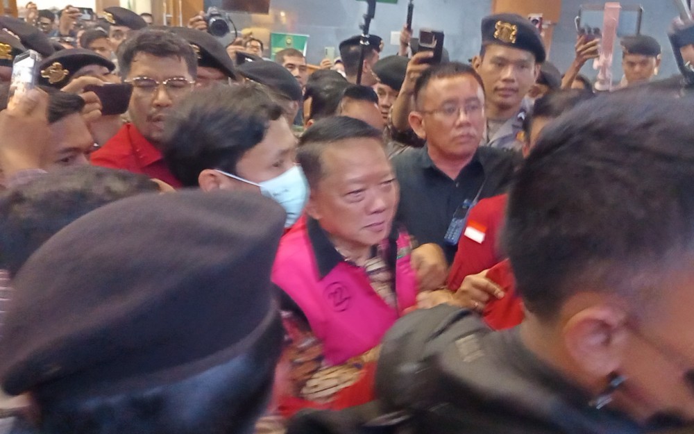 Eks Jampidsus Febrie Diduga Terima Rp60 Miliar dari Penanganan Kasus Korupsi Importasi Tekstil
