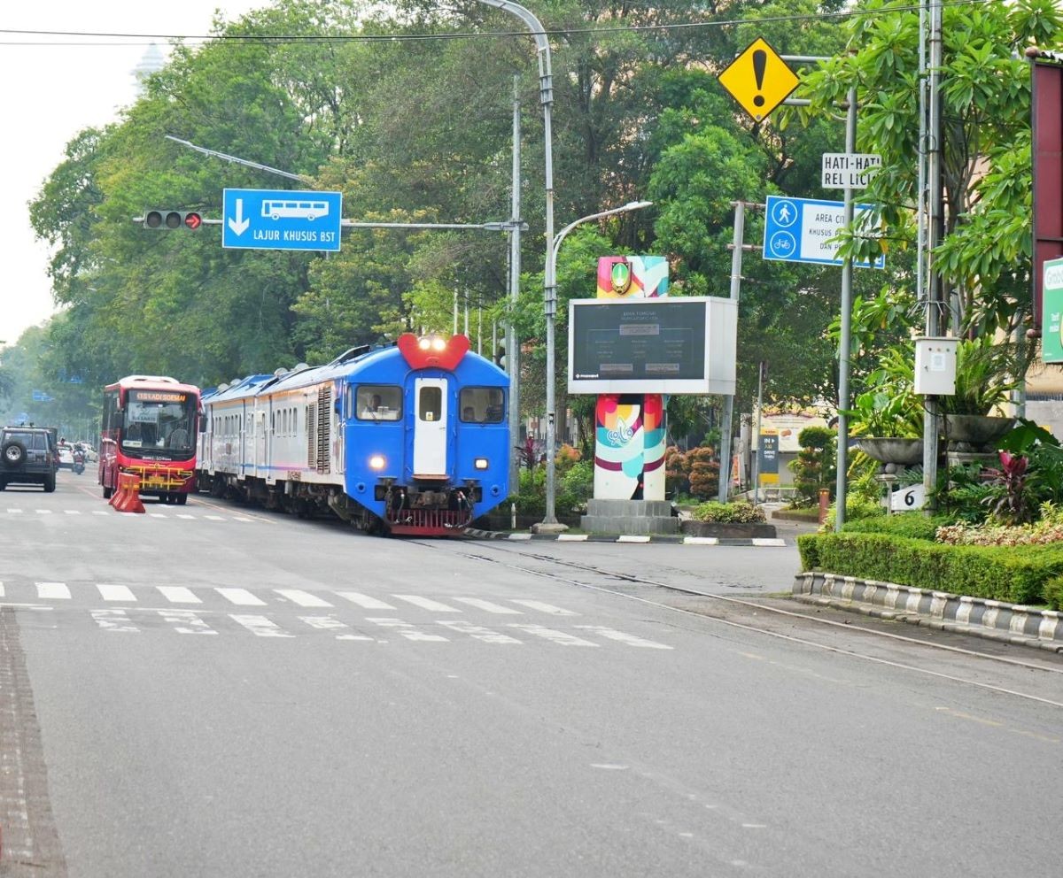 KAI Catat 5,57 Juta Pelanggan Gunakan Delapan KA Regional hingga September 2026. (Foto: iNews Media Group)
