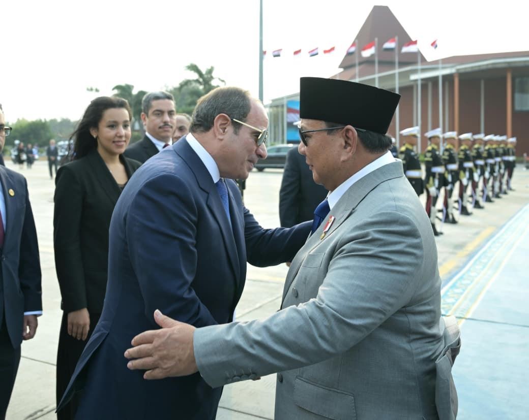 Jaga Hubungan Bilateral, Prabowo Antar Kepulangan Presiden Mesir di Halim. (Foto: BPMI Setpres RI)