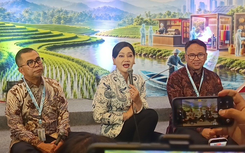 OJK berharap program pembukaan rekening gratis kepada masyarakat tidak hanya mengejar target kepemilikan semata. (Foto: iNews Media/Rohman Wibowo)